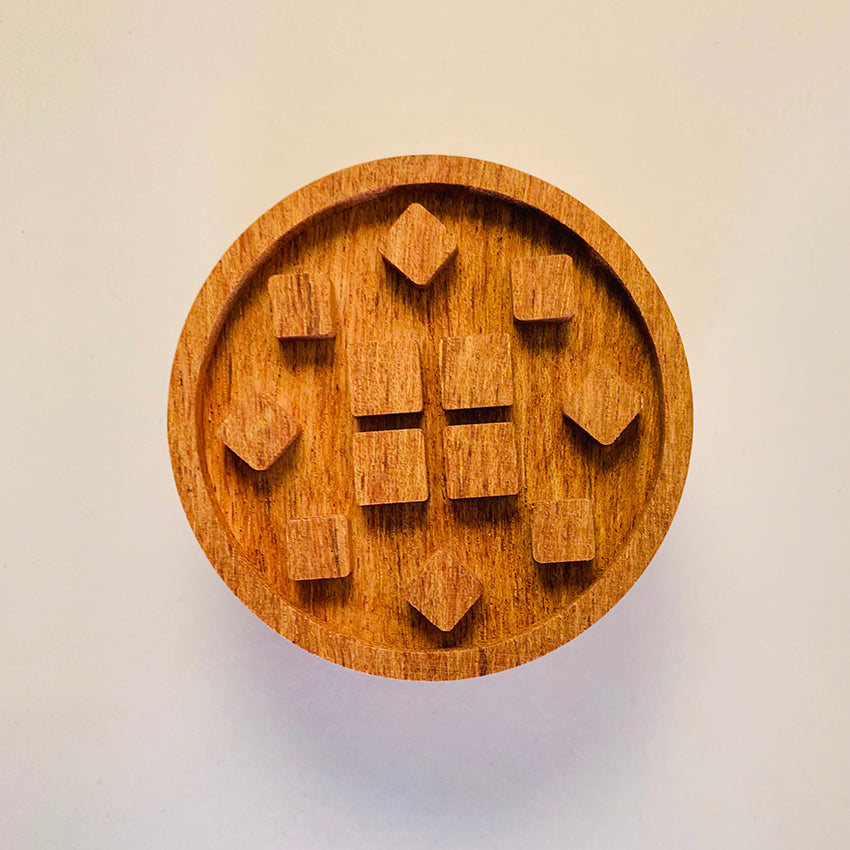 Hand-Carved Aromatherapy Wood Diffuser – Rosewood or Black Walnut | Stylish Home Decor