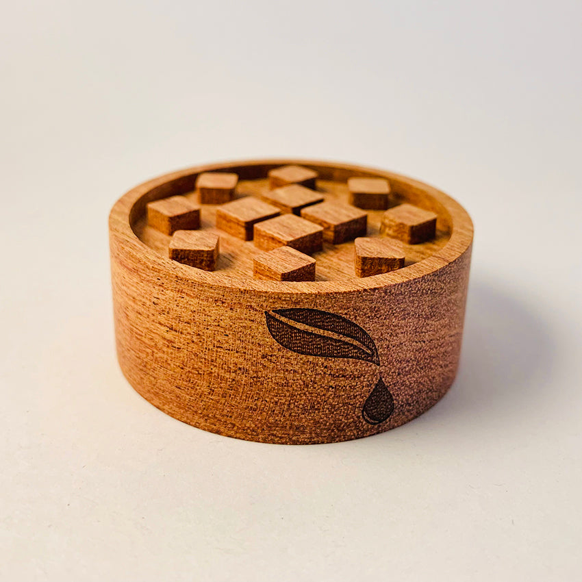 Hand-Carved Aromatherapy Wood Diffuser – Rosewood or Black Walnut | Stylish Home Decor