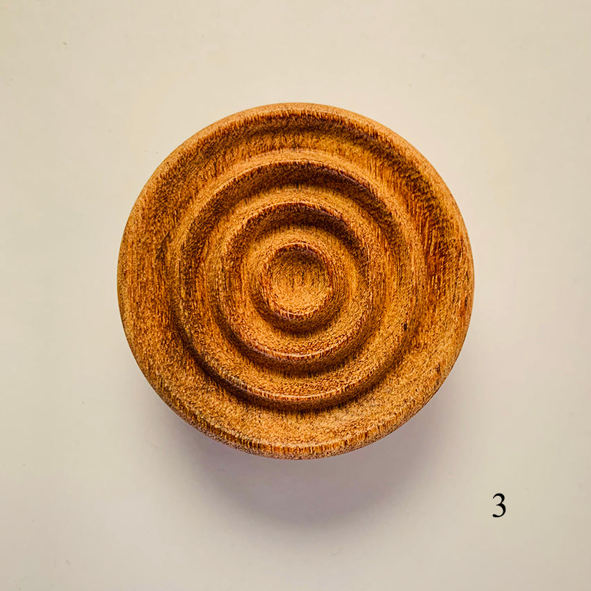 Hand-Carved Aromatherapy Wood Diffuser – Rosewood or Black Walnut | Stylish Home Decor